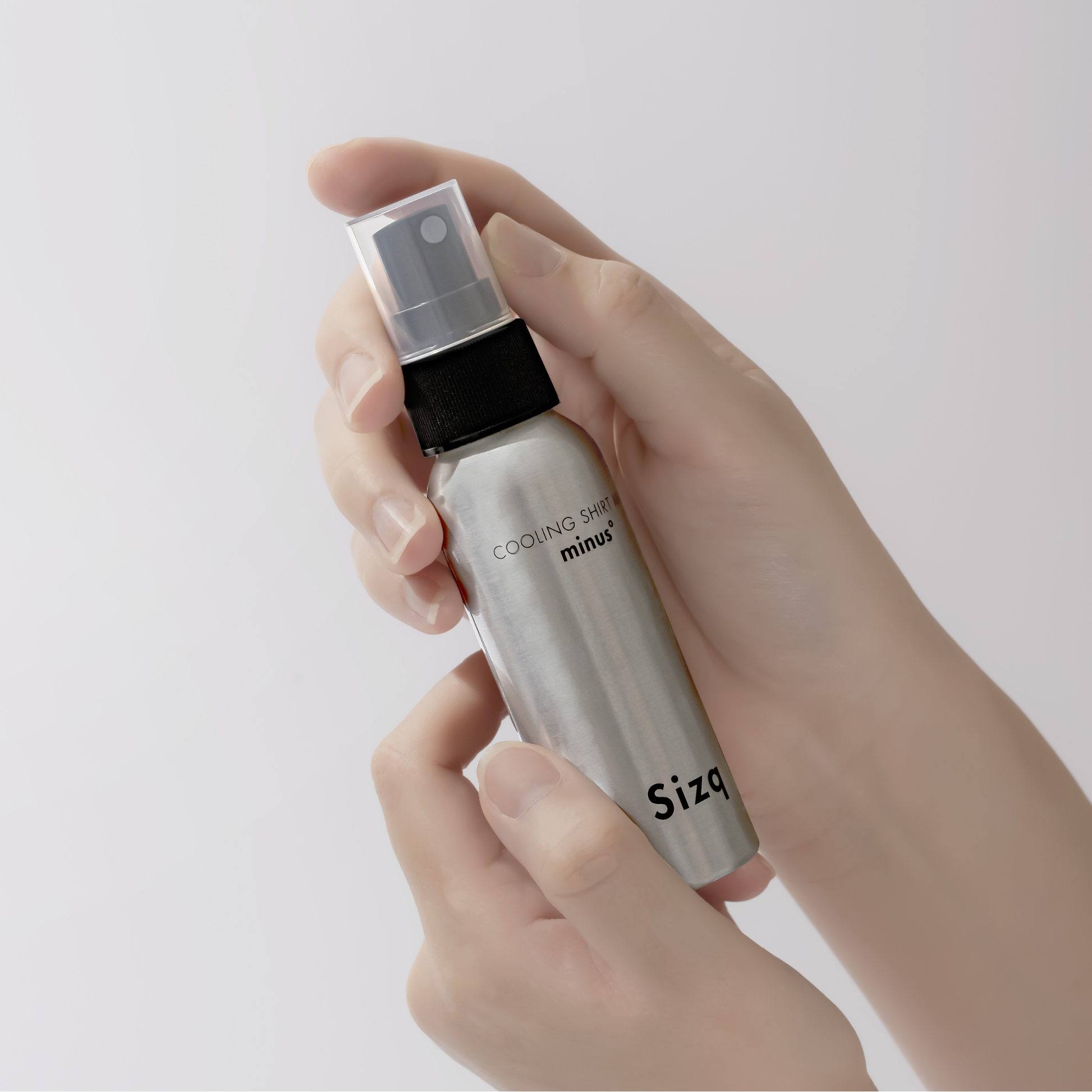 冷感シャツミスト コンパクト ひんやりミスト 手のひらサイズ